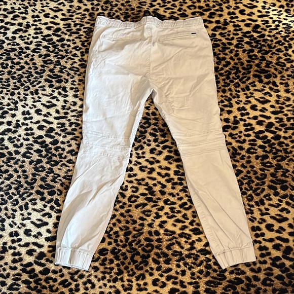 Men’s Joggers - Picture 2 of 3